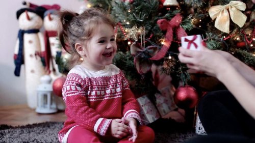 Dezemberbabys: Diese weihnachtlichen Vornamen haben einen besonders schönen Klang