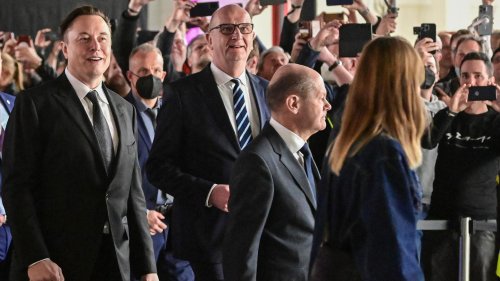 Brandenburgs Ministerpräsident Woidke fordert von Tesla Aufklärung zu Arbeitsunfällen und Havarien