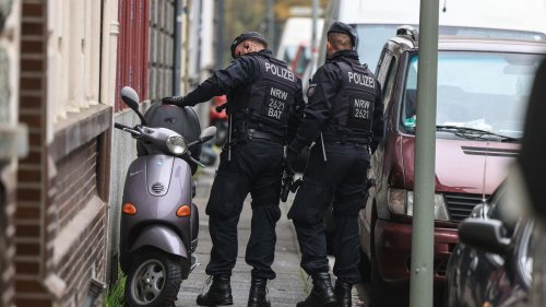 Mann in Krefeld durch Kopfschuss getötet – Polizei fahndet nach zwei Männern