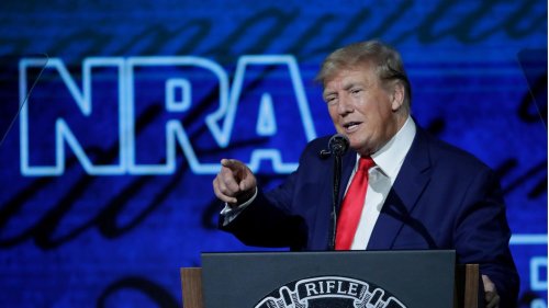 Trump entlarvt die Scheinheiligkeit der Waffen-Argumentation – mit nur einem Absatz seiner NRA-Rede