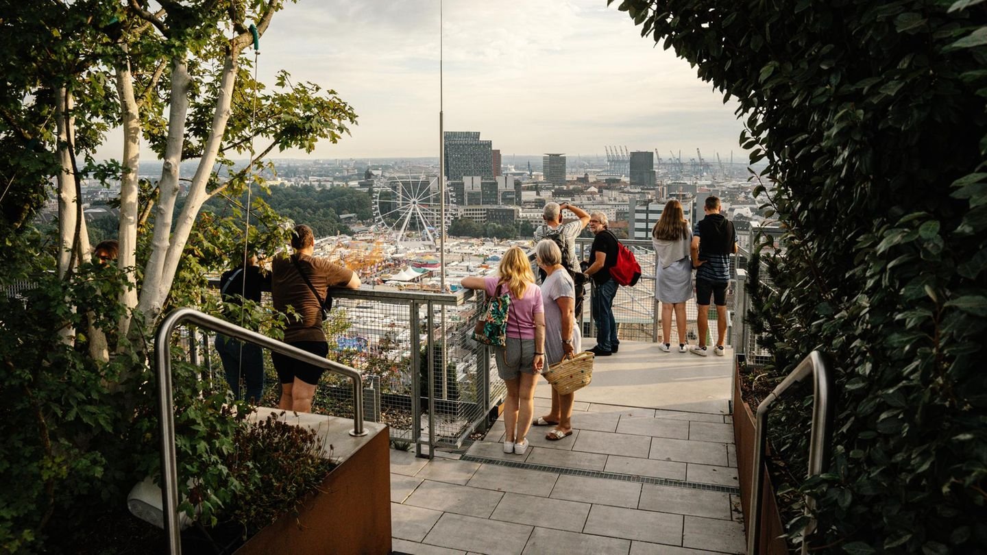Hamburg cover image