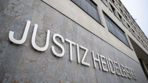 Mutter soll Tochter Keime injiziert haben – nun steht sie vor Gericht