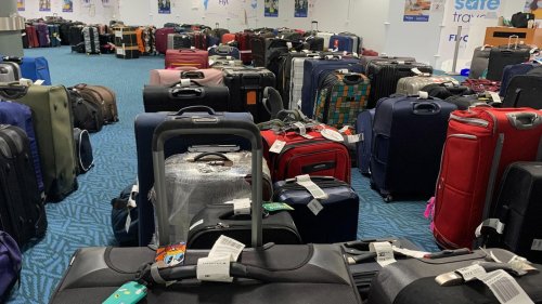Pärchen trackt verlorenen Koffer monatelang per Airtag – die Airline hatte ihn bereits gespendet