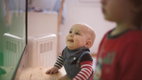 Warum Einjährige kein Fernsehen schauen sollten