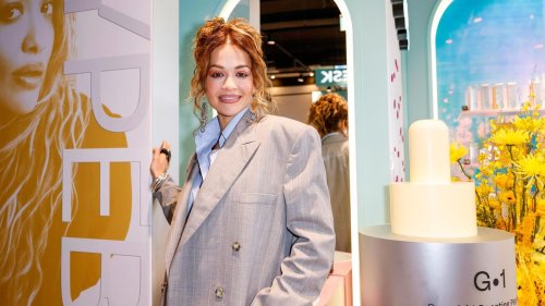 Wie der Brustkrebs ihrer Mutter Sängerin Rita Ora auf eine Idee brachte