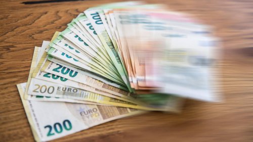 Macht Geld glücklich? Forscher erklärt, wie viel man braucht