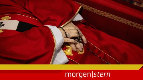 Am Grab des Papstes ist Fingerspitzengefühl gefragt – die Lage am Morgen
