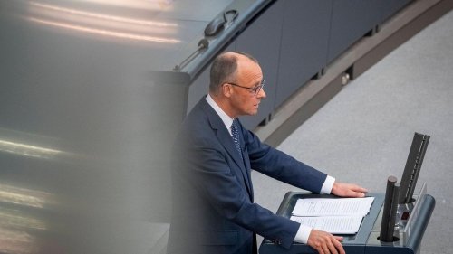 Merz überrascht mit Scholz-Lob – und erntet Applaus