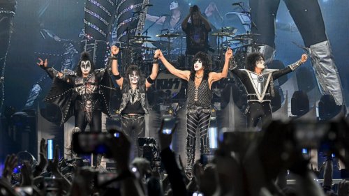 Rockband gibt Abschiedskonzert in New York und verspricht: "Kiss wird es immer geben" 