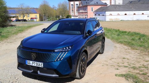 Peugeot E-5008: Was kann der neue Siebensitzer?