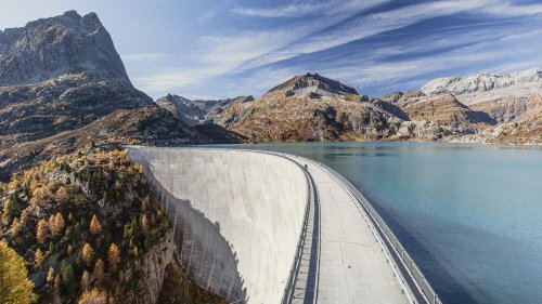 Schweiz eröffnet neue Gletscherbahn – sie führt über die Alpen direkt nach Italien