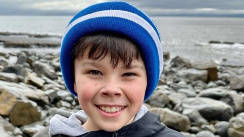 200 Millionen Jahre alt: Neunjähriger findet seltenes Fossil am Strand