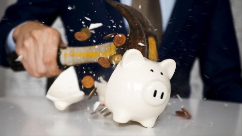 Erstes Gericht hält Negativzinsen für unzulässig – jetzt bangt die ganze Branche