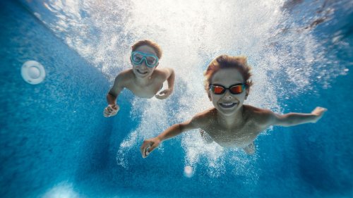 Augen auf und durch! Worauf man bei einer Schwimmbrille für Kinder achten sollte