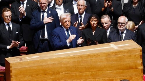 Die Highlights der Trauerfeier für Papst Franziskus