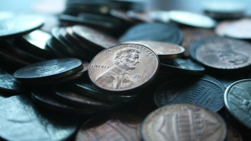 Chef zahlt Gehalt in 230 Kilogramm öligen Münzen und wird nun verklagt