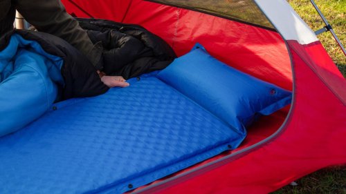 Für mehr Komfort beim Campen: Selbstaufblasende Luftmatratzen im Vergleich