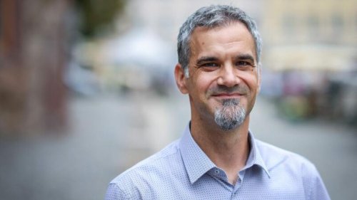Erster AfD-Oberbürgermeister verhindert: Parteiloser Kandidat siegt in Nordhausen