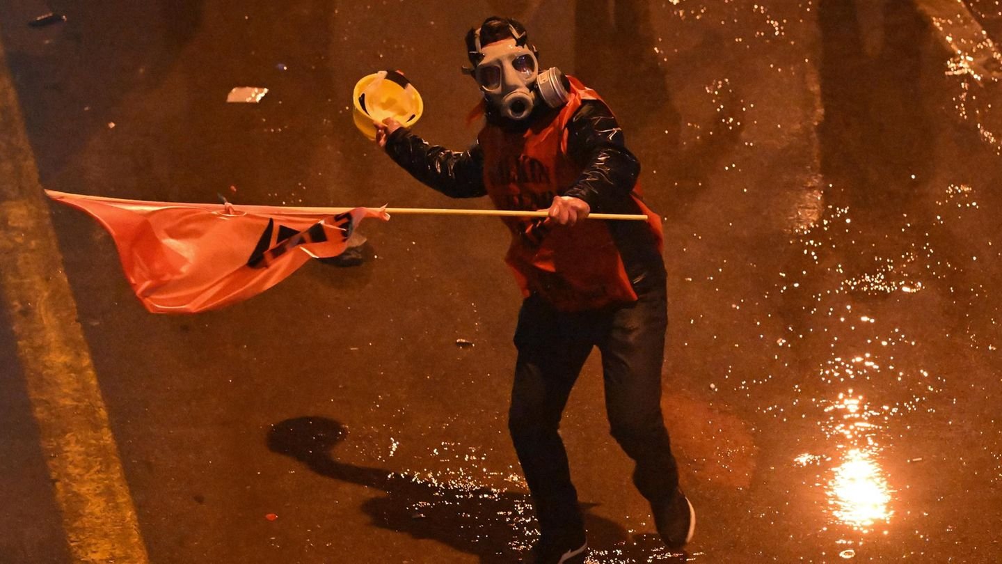 Massenproteste gegen Erdoğan bewegen die Türkei