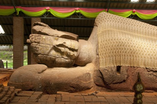 ‘Extraordinary’ Buddhist Relics Found Hidden Under Ancient Temple in Thailand