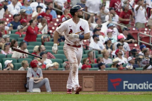 Cardinals outslug Yankees 12-9 to complete 3-game sweep