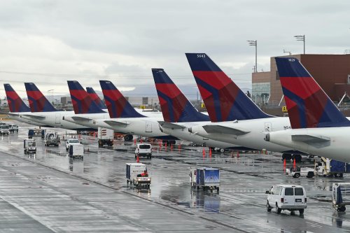 Delta pays $10.5 million to settle post office allegations