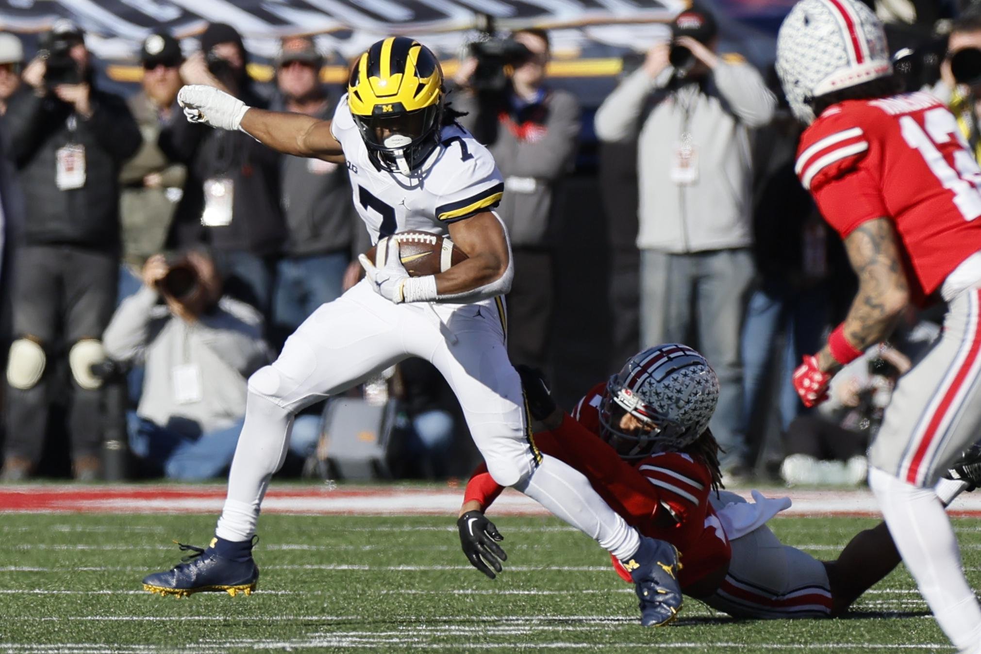No. 2 Michigan's begins title quest against Boilermakers