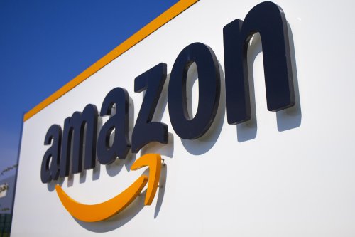 Amazon stumbles on slower sales growth, higher labor costs
