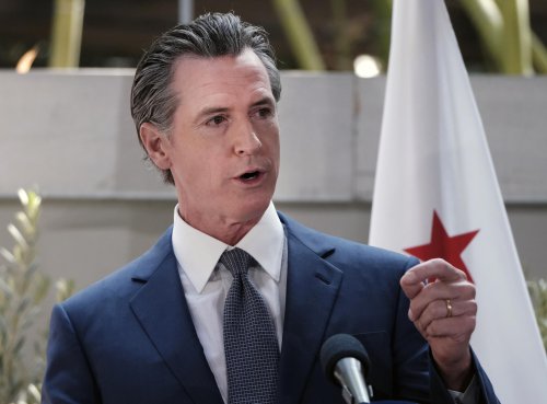 Governors announce ‘West Coast offense’ to protect abortion