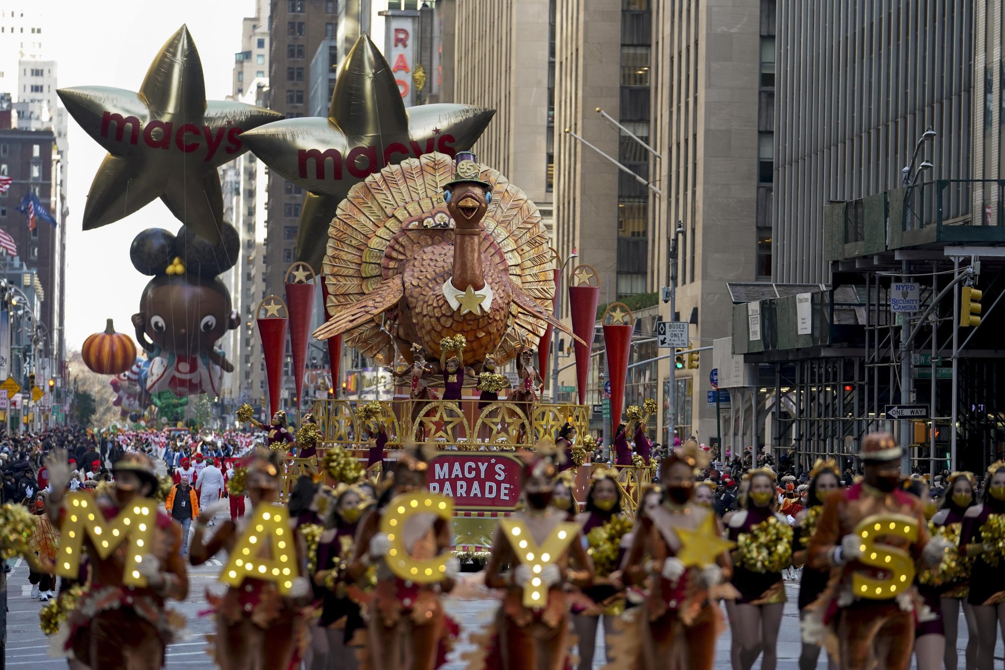 Macy's Thanksgiving parade returns, with all the trimmings