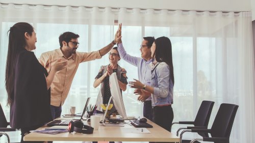 Emotional Intelligence in Leadership for Strong Skills