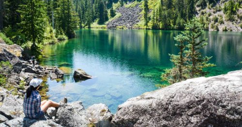5 exhilarating hikes to scenic destinations near Vancouver