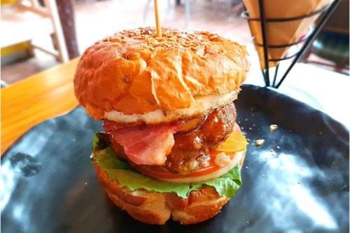 Taste of Korea: Ramos Burger in Chuncheon famous across ROK