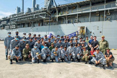 Republic of Singapore Navy officials visits Guam-based USS Frank Cable