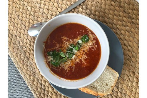 Simple recipe for tasty Tuscan tomato soup