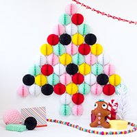 17. DIY honeycomb Christmas tree