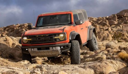 Ford Bronco Raptor debuts with even more off-road capability