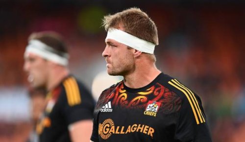 Chiefs make it six in a row as they hold out Blues in Super Rugby Pacific thriller