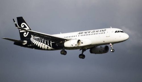 Air NZ holds on to staff despite bubble closure