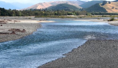 Narrowed Wairau River influencing aquifer recharge levels