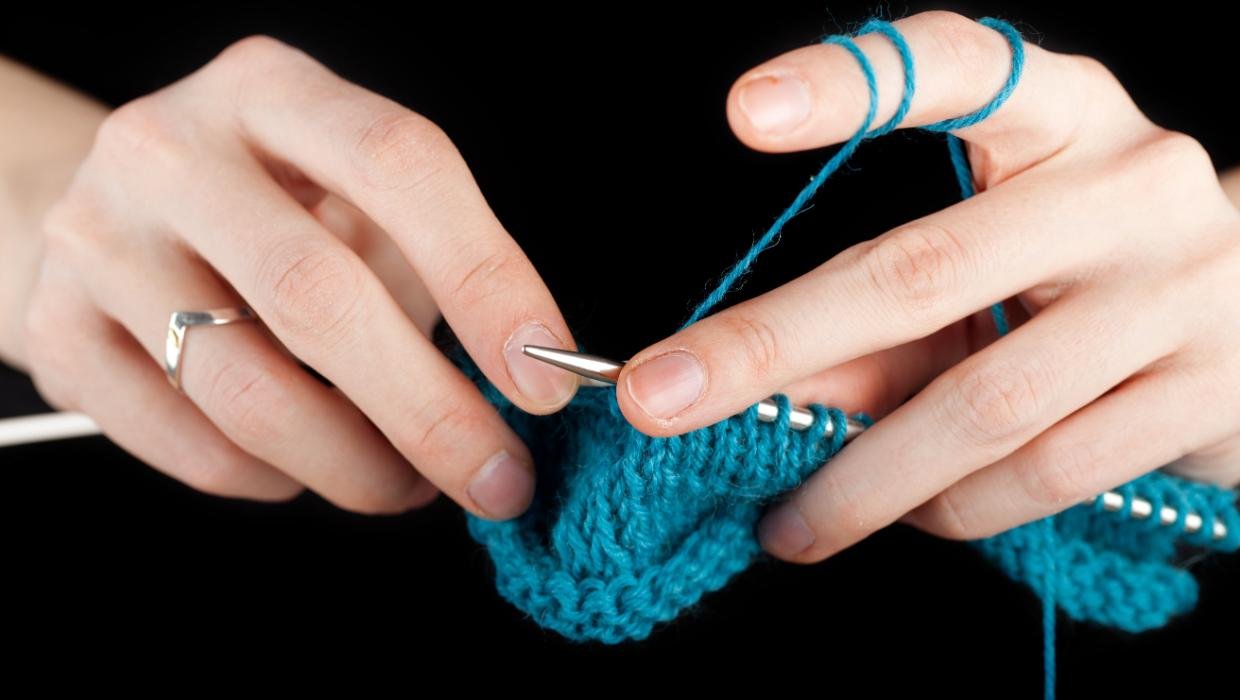 A passenger was banned from knitting on a recent flight. What are the rules here in NZ?