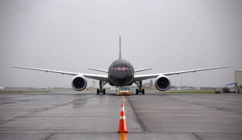 Trainee pilots allowed back in the country, a 'boost' to aviation industry