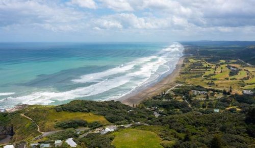 Emergency services rush to Muriwai Beach on Auckland's west coast