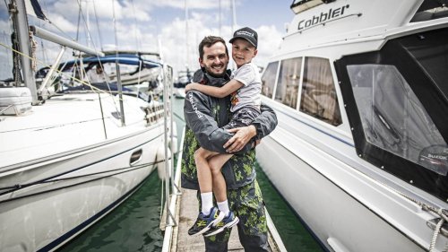Sailor reunites with son on Christmas Eve after travelling solo from Caribbean to see him