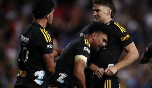 Super Rugby: Ardie Savea 'can't repeat what was said' before Hurricanes comeback win