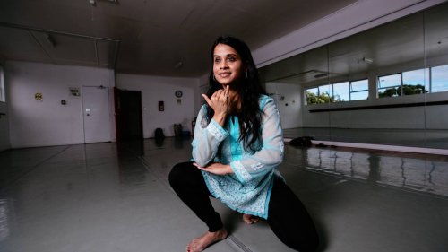 Covid-19: Migrants affected by pandemic share experiences through Indian dance