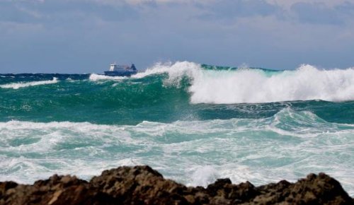Four-metre swells delay Bluebridge ferry Cook Strait crossings