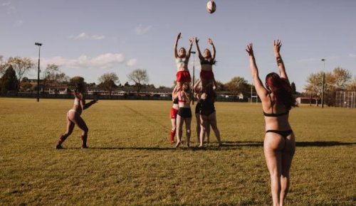 Calendar girls - Gore women's rugby club pose nearly nude