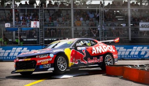 Shane van Gisbergen's lucky escape from high-speed crash before returning to top qualifying