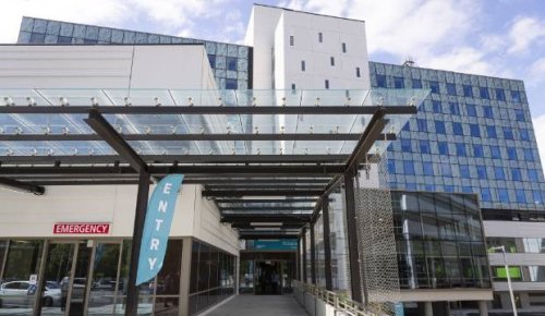 Power restored at Christchurch Hospital after some areas left 'in total darkness'